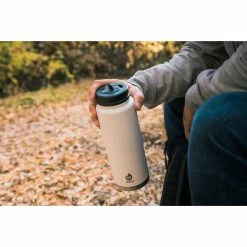 MIZU M9 Bottle with Straw Lid 900ml enduro white 11 MIZU M9 Bottle with Straw Lid 900ml enduro white -Cheap Water Bottles Store mizu m9 bottle with straw lid 900ml enduro white 5